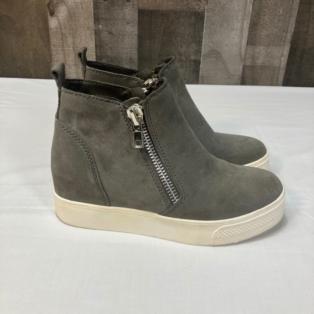Steve Madden Wedgie Grey Suede Hidden Wedge High Top Sneaker Booties‎ Womens 6M
